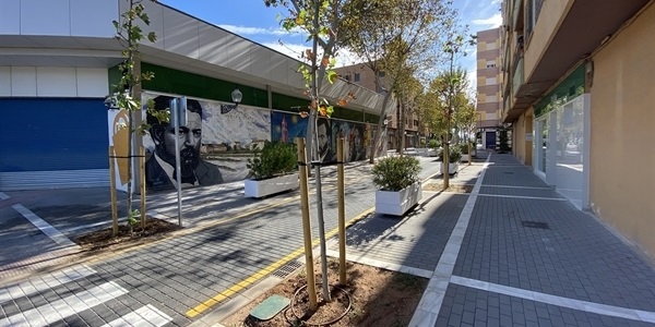 Obert al trànsit el carrer Mercat