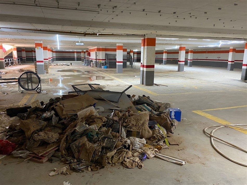 890e4cf3-f633-4593-8f24-35308e2ab85a 890e4cf3-f633-4593-8f24-35308e2ab85a